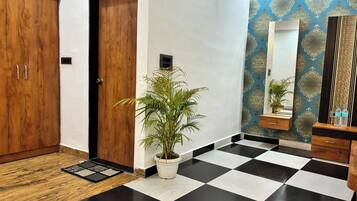 Standard Room | Free WiFi