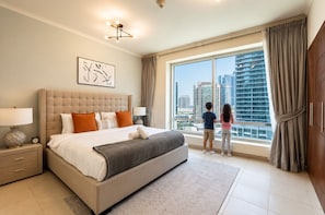 Iron/ironing board, WiFi, bed sheets - HAVN – One Bedroom in Downtown Dubai (Dubai)