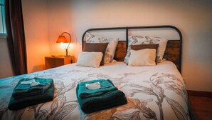 1 chambre, bureau, Wi-Fi gratuit, draps fournis