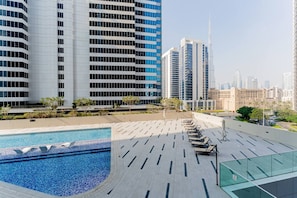 Pool - HAVN - New Studio BusinessBay, Burj Khalifa View (Dubai)