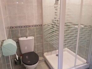 Asciugacapelli, asciugamani, carta igienica