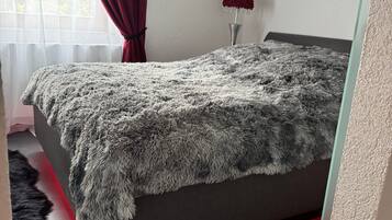 1 Schlafzimmer, Schreibtisch, Bügeleisen/Bügelbrett, WLAN