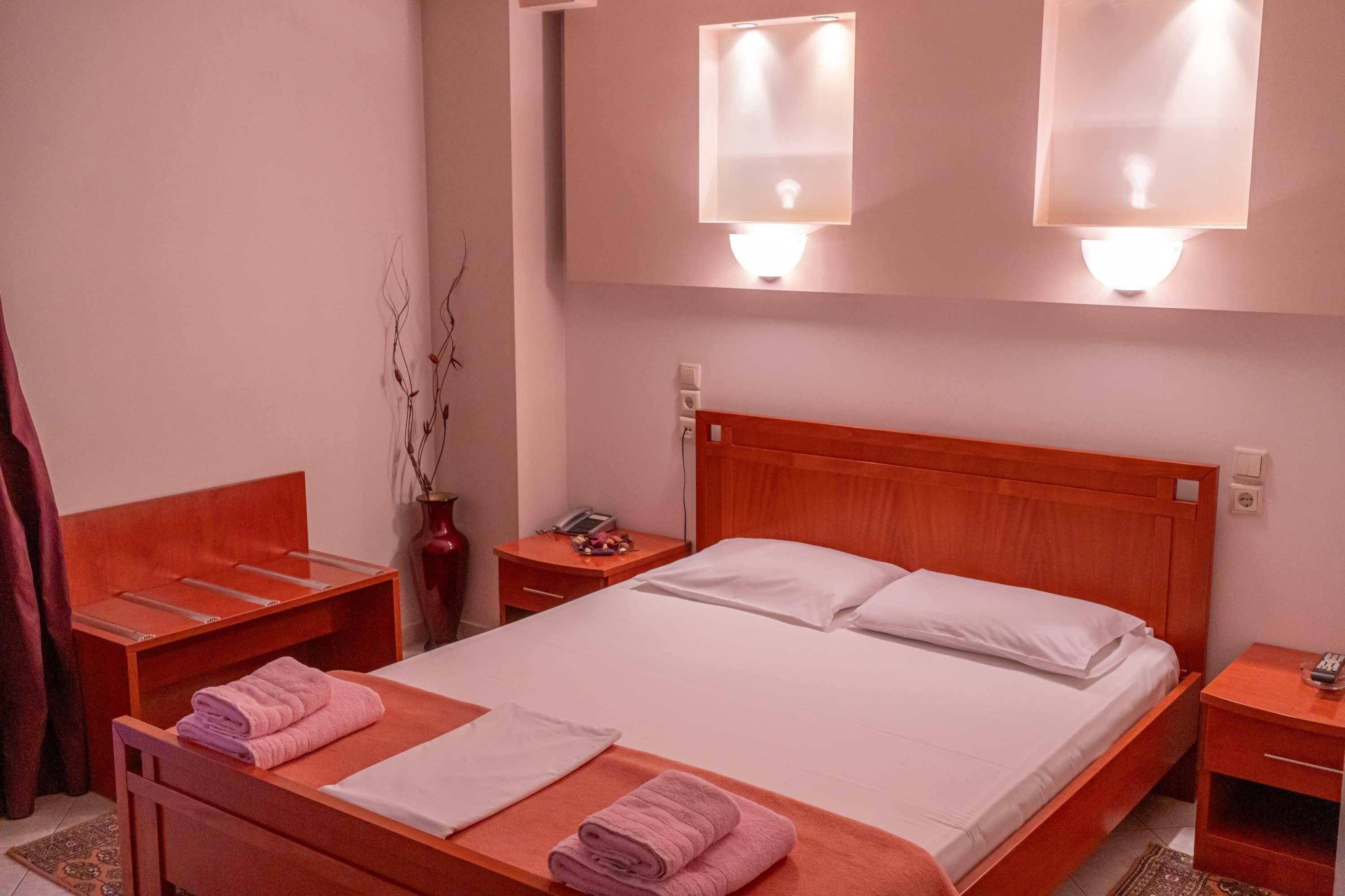 1 chambre, lit parapluie, Wi-Fi, draps fournis