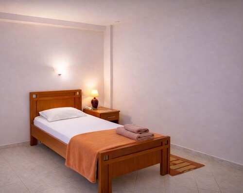 Jayne's Rooms - Elassona Single Nest