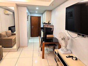 Apartment, 1 Bedroom, Smoking, Balcony | Interior - Budget Studio Condo With Resort-style Pool - Laguna Beach Resort 1, Jomtien (Pattaya)