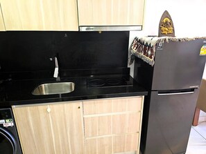 Apartment, 1 Bedroom, Smoking, Balcony | Private kitchen - Budget Studio Condo With Resort-style Pool - Laguna Beach Resort 1, Jomtien (Pattaya)