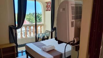 Skrivebord, skrivebord for bærbar PC, lydisolert og wi-fi (inkludert)