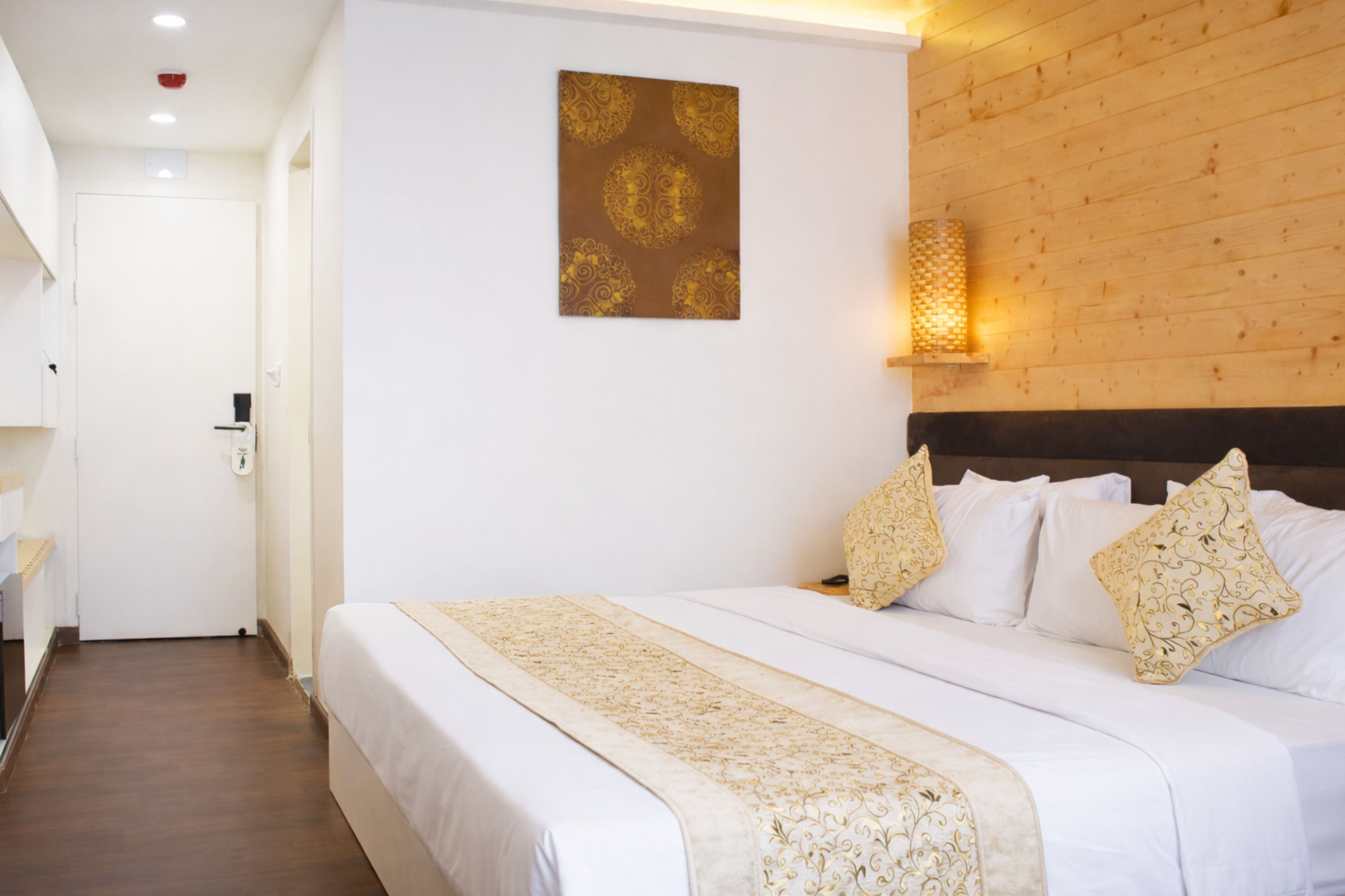 Comfort Room, City View | Egyptian cotton sheets, premium bedding, down comforters