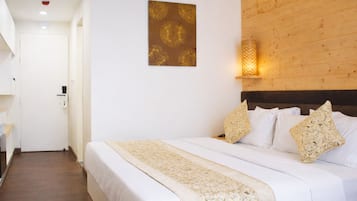 Comfort Room, City View | Egyptian cotton sheets, premium bedding, down comforters