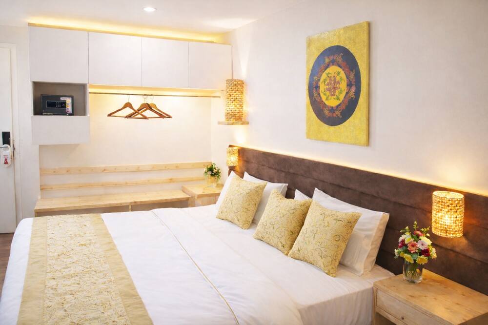 Sparrow Elements Boutique Near MG Marg