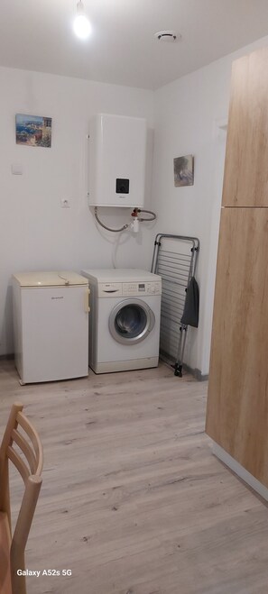 Interior - Country apartment (Sistels)