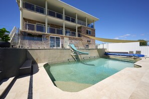 Apartamento | Piscina | Una piscina al aire libre