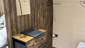 1 sovrum och sängkläder