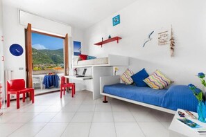 Living area - Glamour House Sorrento - Welcoming and Relaxing with Garden View (Piano di Sorrento)