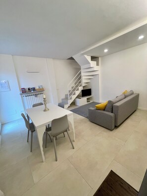 Interior - Sweet & Home 1 LOFT on two levels near bergamo (Azzano San Paolo)