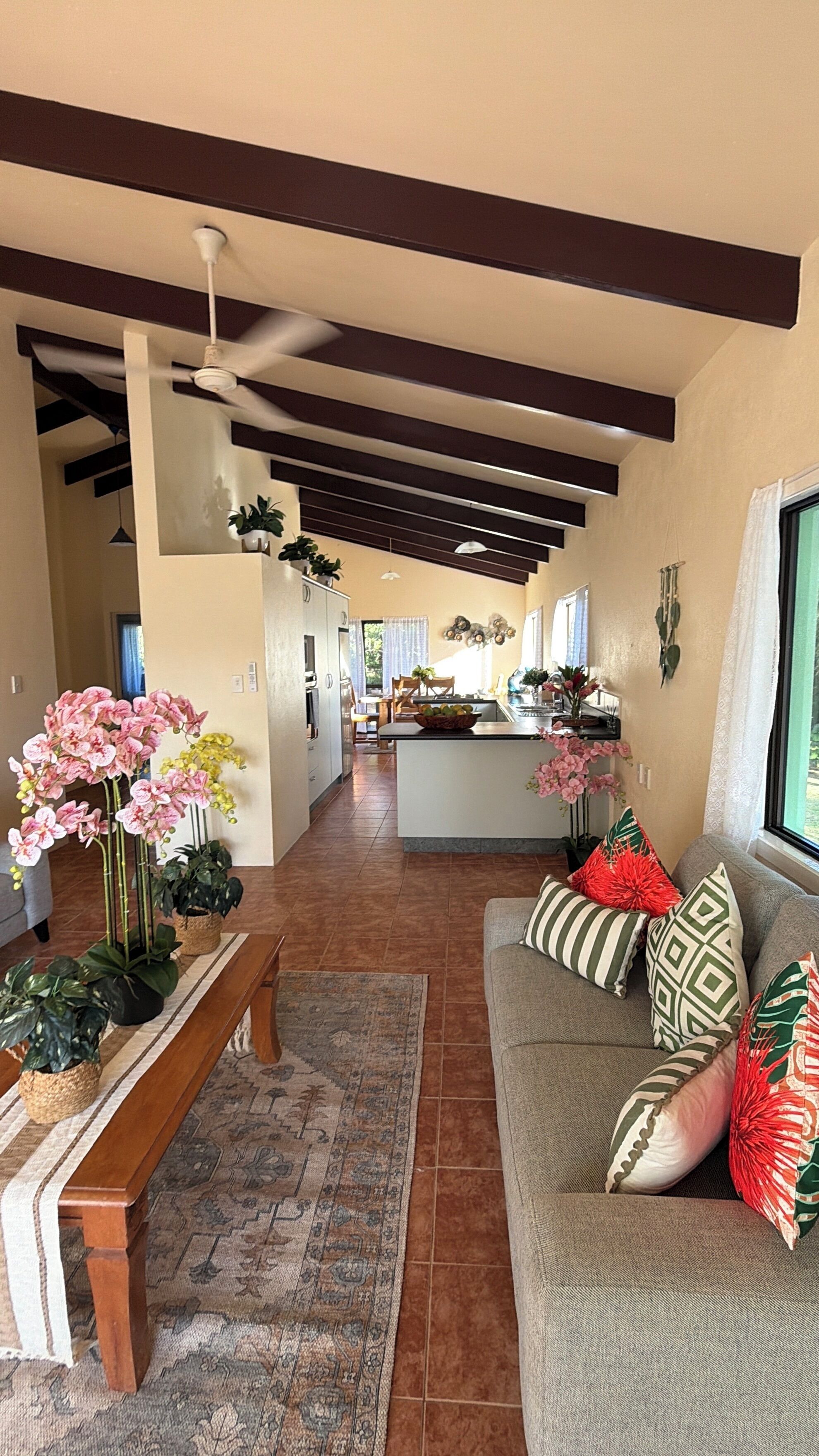 Peaceful Island Escape With Mountain Views - Rarotonga
