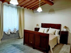 2 Schlafzimmer, Bügeleisen/Bügelbrett, Internetzugang, Bettwäsche