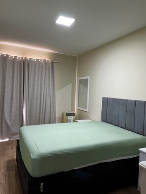 1 bedroom, Internet - Apartment on Dunas beach, 6 minutes from Forte beach in Cabo Frio. (Cabo Frio)
