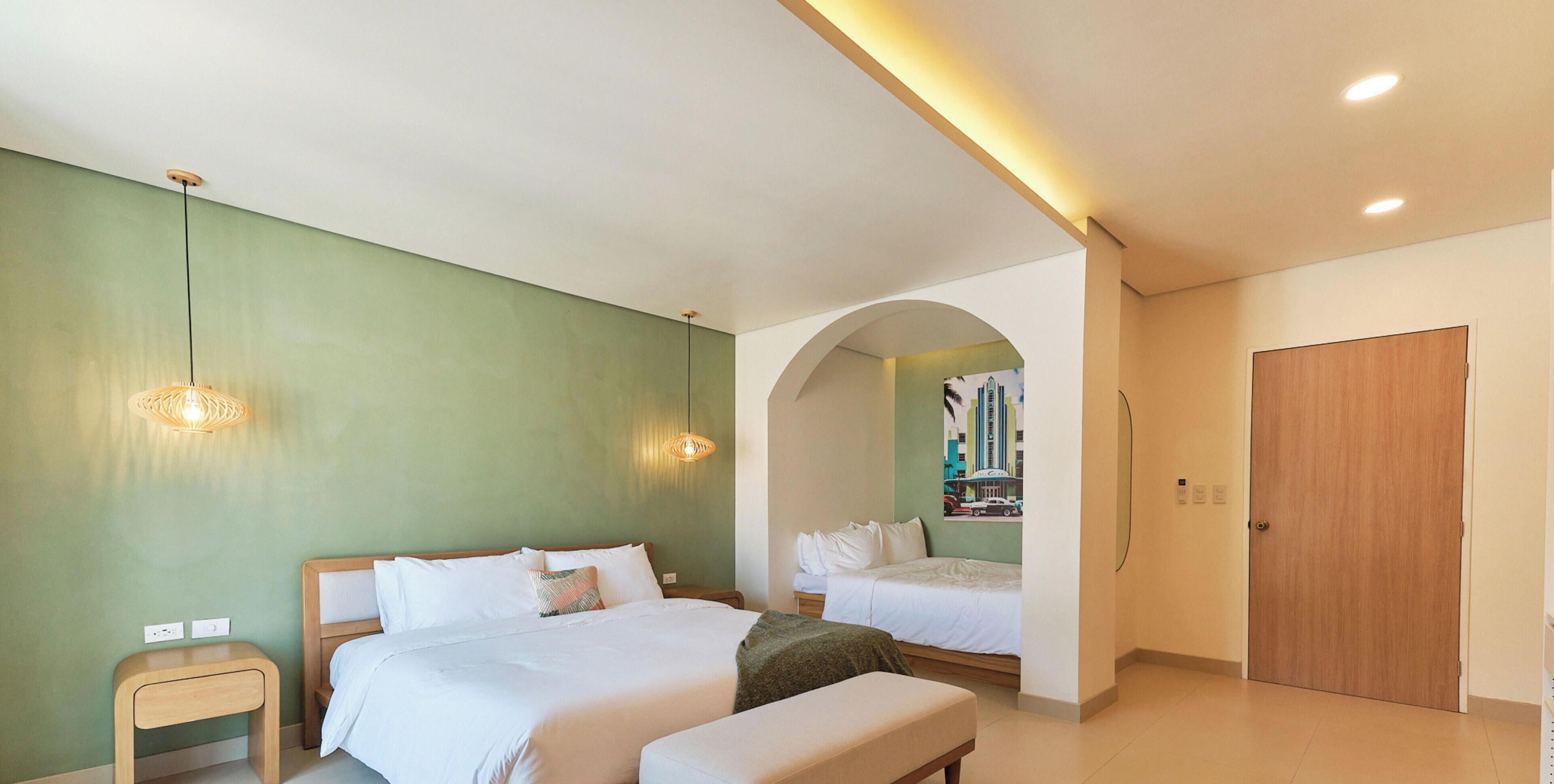 8 chambres, fer et planche à repasser, Wi-Fi, draps fournis