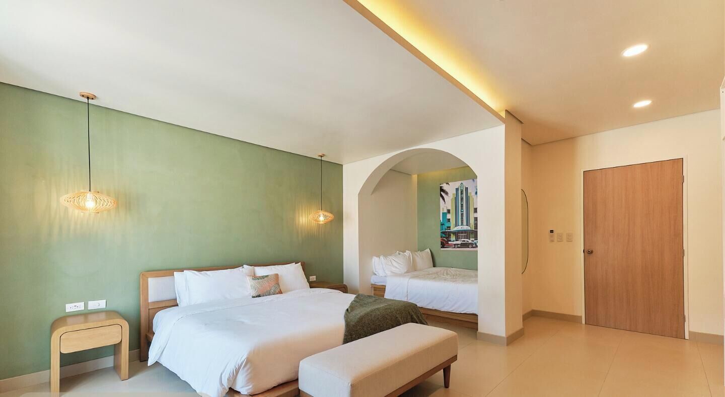 8 chambres, fer et planche à repasser, Wi-Fi, draps fournis