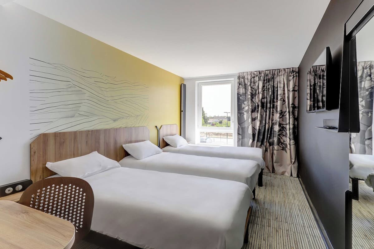 Standard Triple Room, Non Smoking