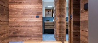 Front Row | Ski-in / Ski-out on the slopes