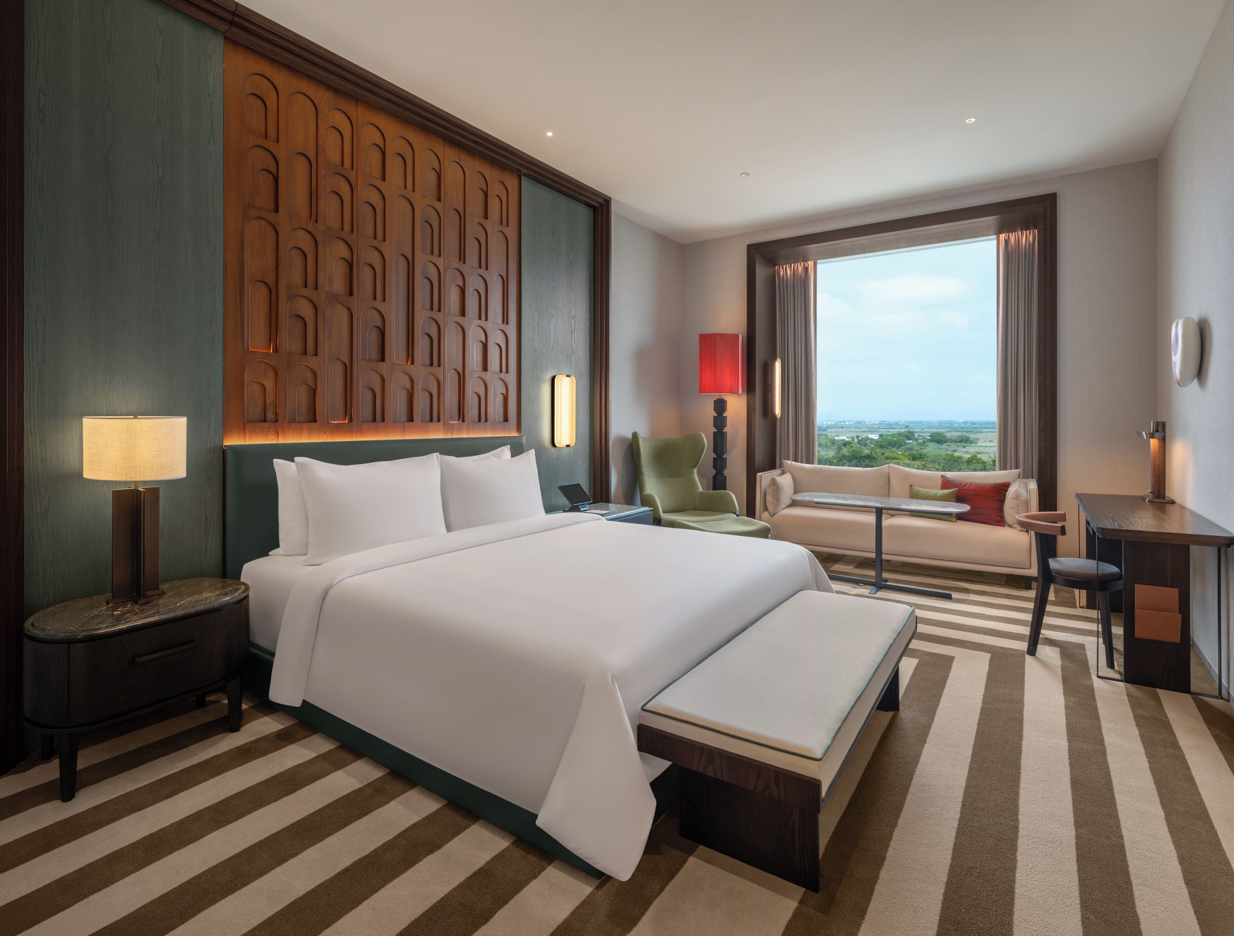 Phòng Club, 1 giường cỡ king | Minibar, két bảo mật tại phòng, khu vực làm việc phù hợp cho laptop 