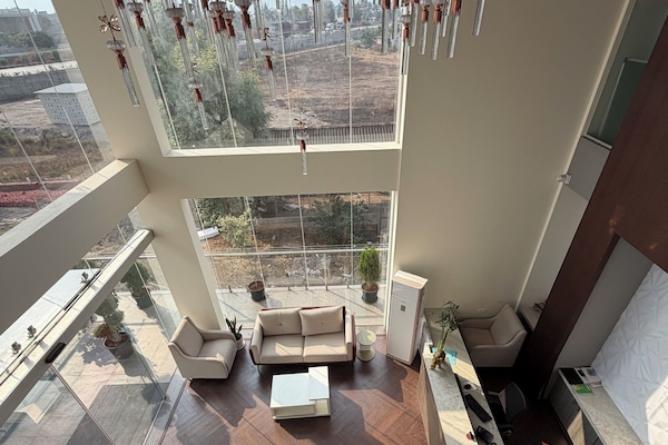 Reception hall