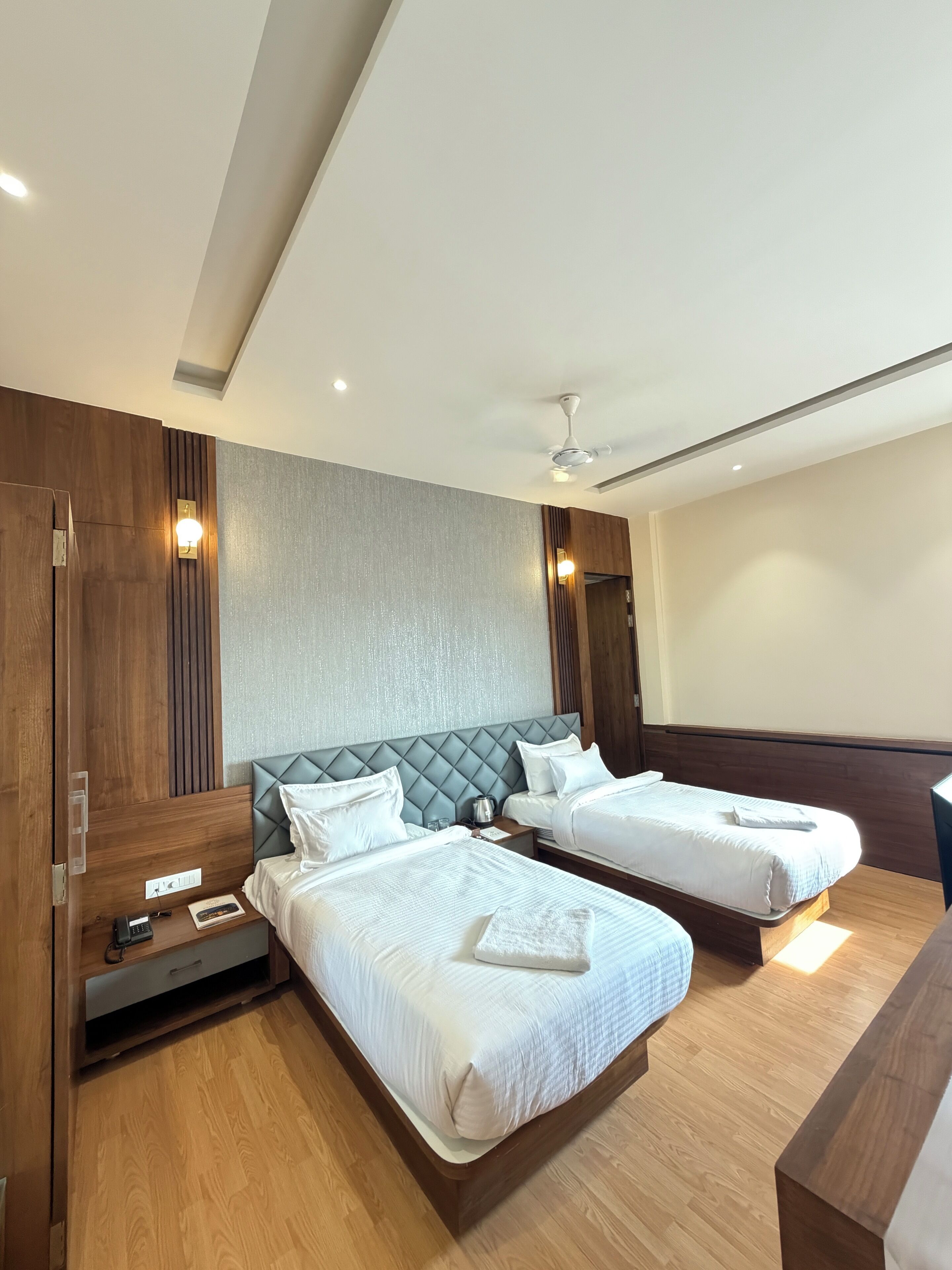 Elite Studio Suite | Free WiFi