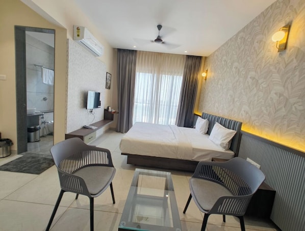 Deluxe Room | Free WiFi