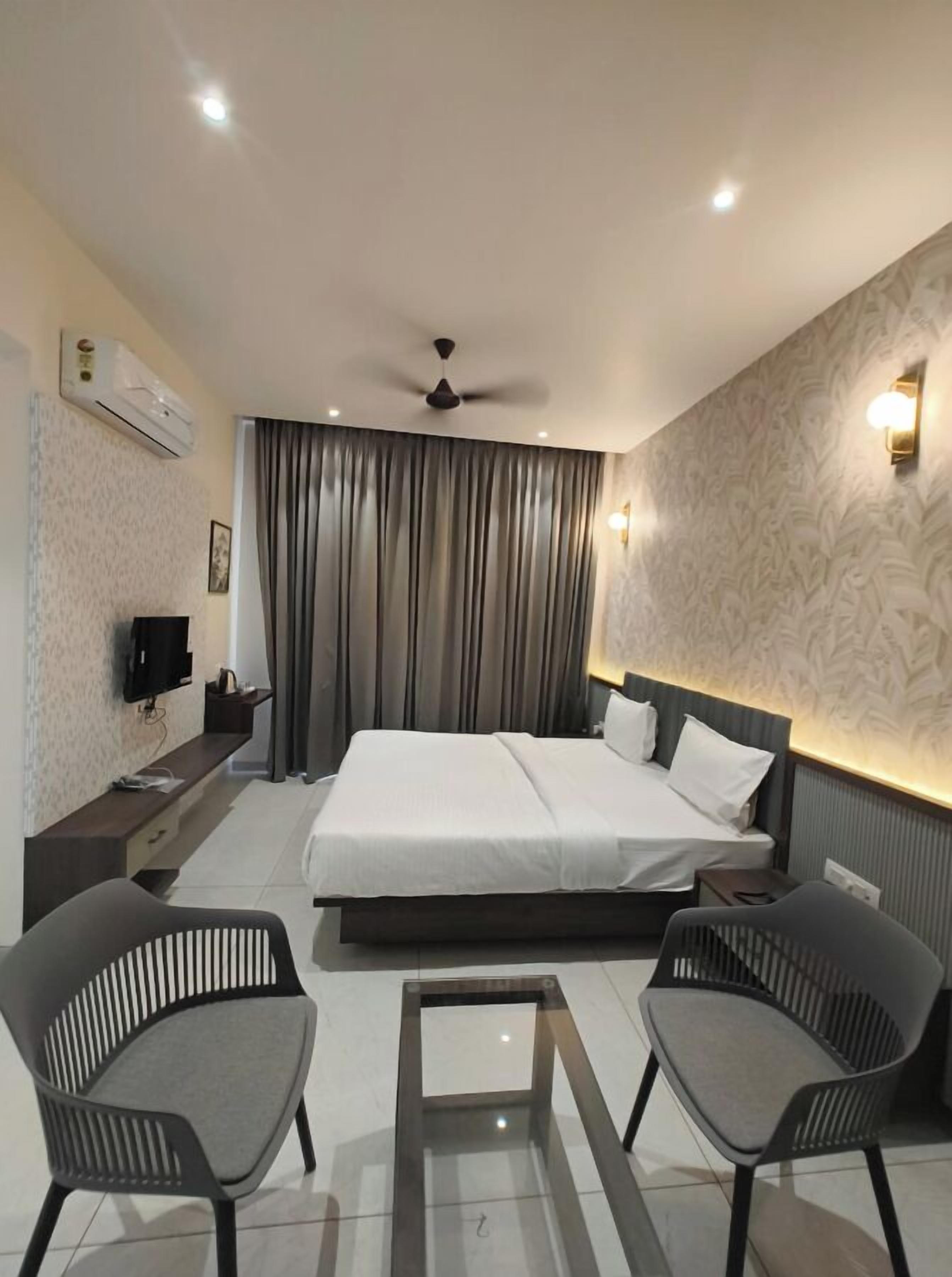 Deluxe Room | Free WiFi