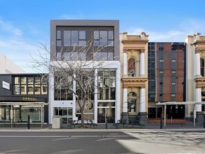Exterior - Opal Loft, Premium city 1 bedroom Apartment - Launceston CBD (Launceston)