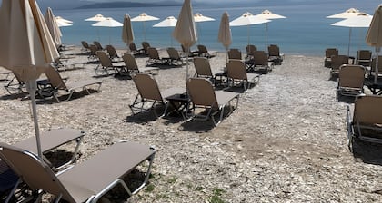 Holiday Home 'Modern Single-story Villa' with Wi-Fi