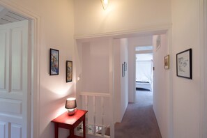 Interior - Old Olive Press Dream Holiday Home Sea - Mountain Panorama' with Wi-Fi (Agios Markos)