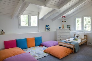 3 bedrooms, iron/ironing board, WiFi, bed sheets - Old Olive Press Dream Holiday Home Sea - Mountain Panorama' with Wi-Fi (Agios Markos)