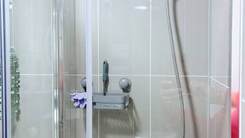 House, 2 Bedrooms | Bathroom