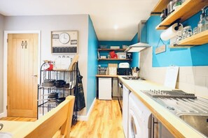 Maison, 2 chambres | Intérieur