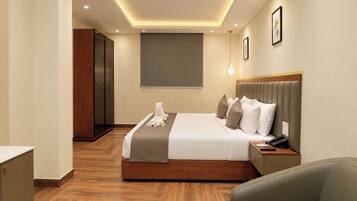 Premium Double Room | Premium bedding, WiFi (free), bed sheets
