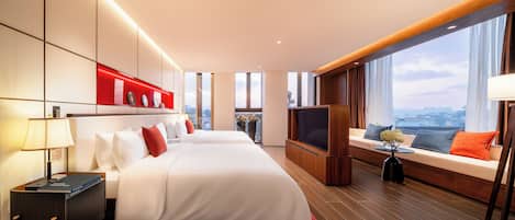 Familierom | Safe på rommet, blendingsgardiner, lydisolert og wi-fi (inkludert)