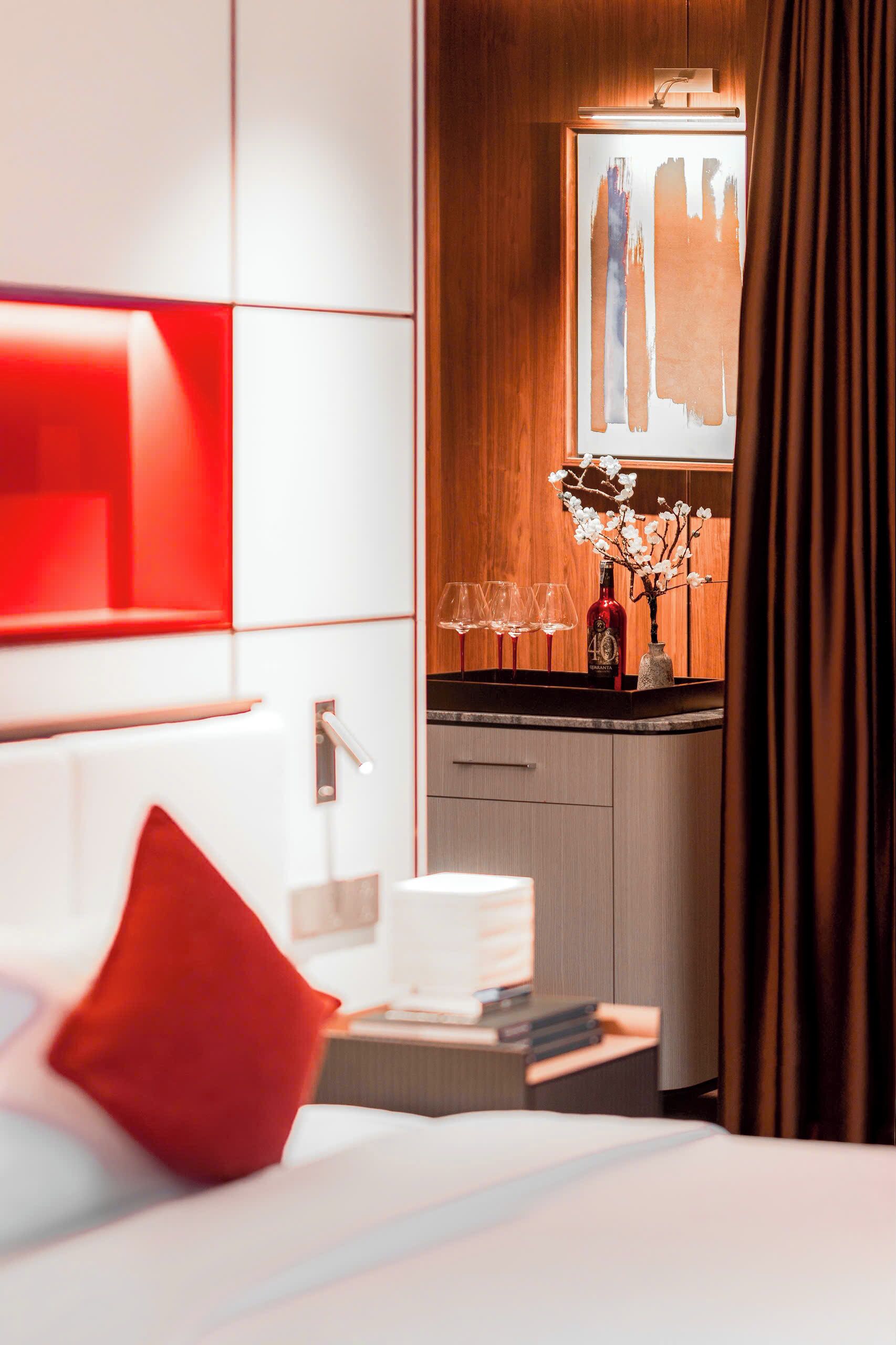 Két bảo mật tại phòng, màn/rèm cản sáng, phòng cách âm 