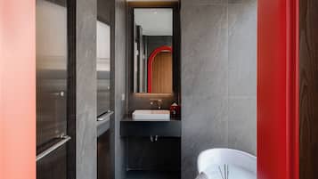 Dobbeltrom – gallery | Bad | Dusj, regndusjhode, hårføner og tøfler