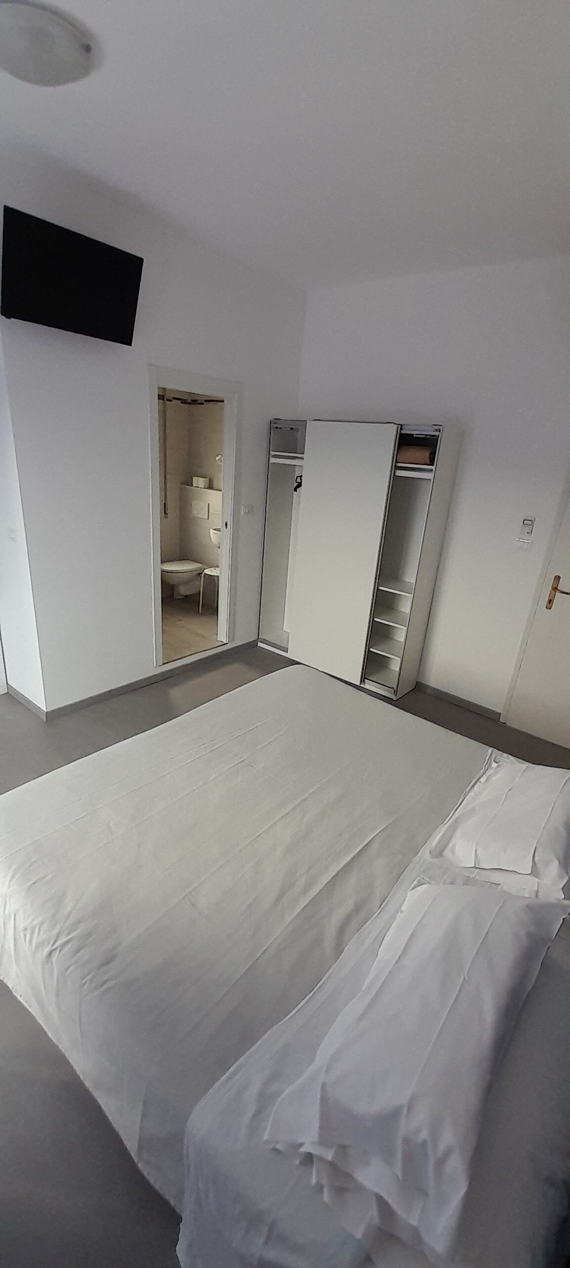 Zimmersafe, kostenloses WLAN, Rollstuhlgeeignet