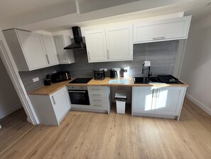Private kitchen - The Elements Residence (Chepstow)