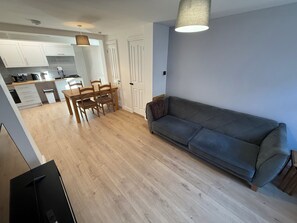 Smart TV - The Elements Residence (Chepstow)