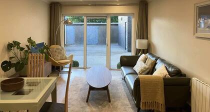Seaside Hideaway by Grattan Beach (Parking Included)