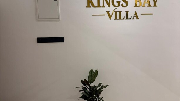 Uklassifisert bilde, 1 av 9, knapp