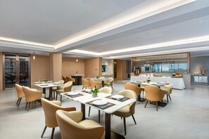 Dining - Ramada by Wyndham Zhaoqing Dawang (Zhaoqing)