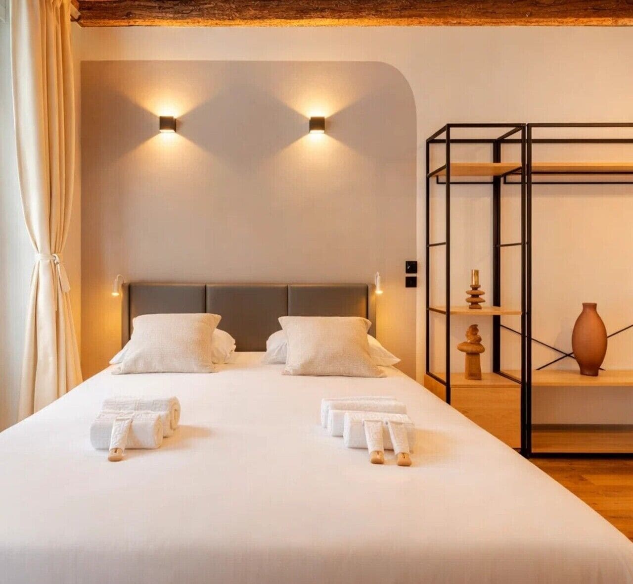 Iron/ironing board, free WiFi