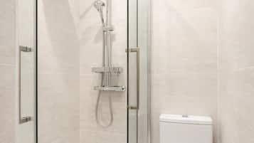 Studio, City View | Bathroom