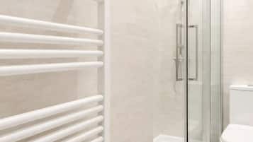 Studio, byutsikt | Bad